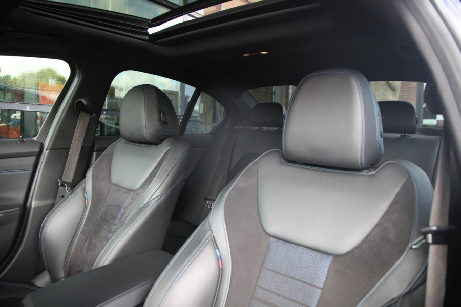 BMW 3-serie 330e M Sport HD/Adaptive/trekhaak/laser/Memory BMW 3-serie 330e M Sport HD/Adaptive/trekhaak/laser/Memory