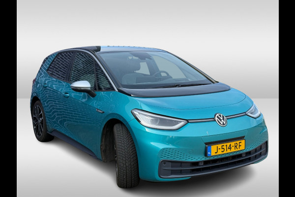 Volkswagen ID.3 First Max 58 kWh / Full option! / Trekhaak / Panoramadak / Camera / Head-up / Keyless / 20'' / ACC / Dodehoek / Elektr. stoelen / Massage / Navigatie / Stuurverwarming