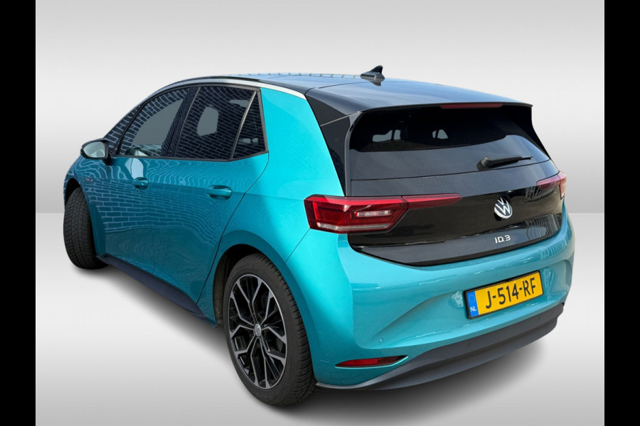 Volkswagen ID.3 First Max 58 kWh / Full option! / Trekhaak / Panoramadak / Camera / Head-up / Keyless / 20'' / ACC / Dodehoek / Elektr. stoelen / Massage / Navigatie / Stuurverwarming