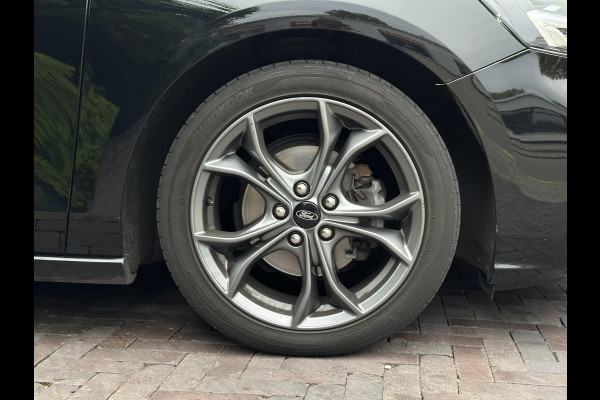 Ford Focus 1.5 EcoBoost ST Line Business