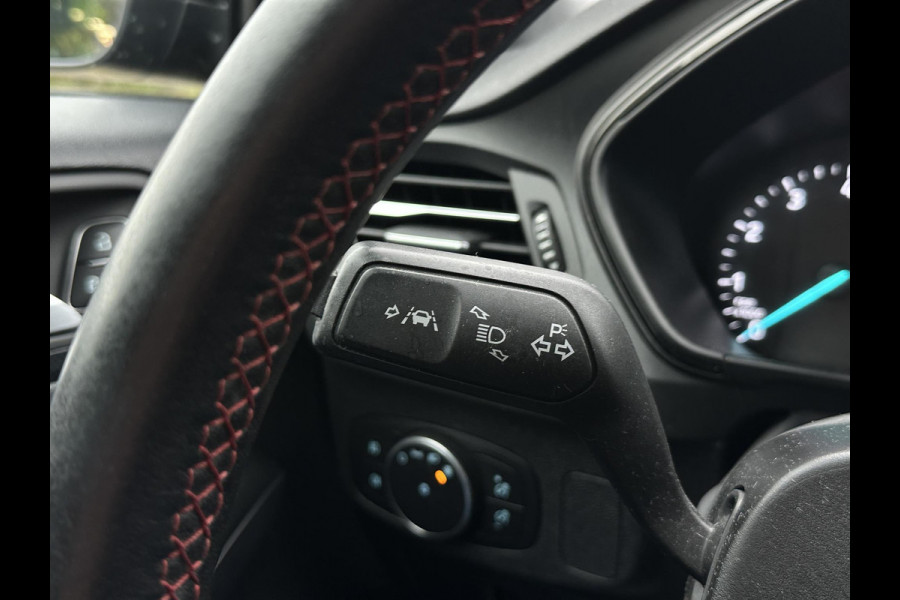 Ford Focus 1.5 EcoBoost ST Line Business