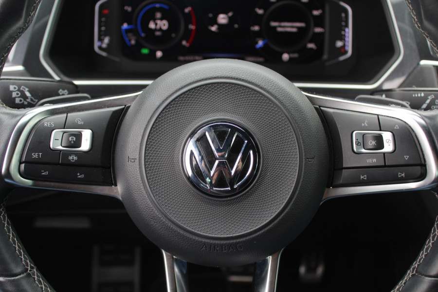 Volkswagen Tiguan 1.5 TSI ACT Highline Business 3x R-Line / CarPlay / Keyless / Dodehoek / 19'' / Navigatie / Stoelverwarming / DAB / ACC