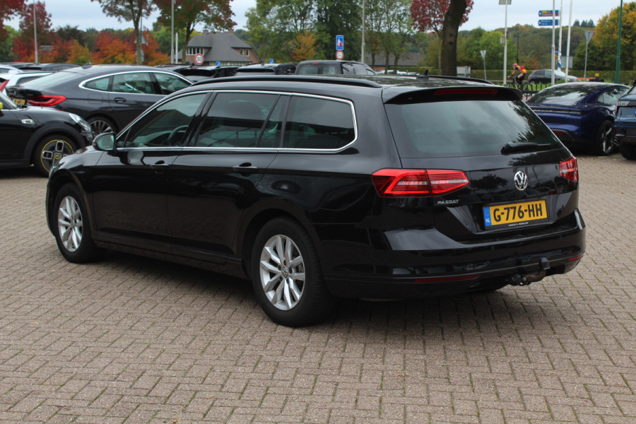 Volkswagen Passat Variant 1.4 TSI ACT Comfortline / Trekhaak / Camera / Navigatie / 17'' / Stoelverwarming / DAB / ACC