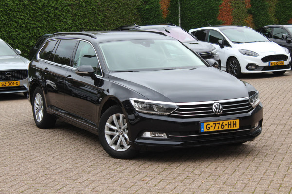 Volkswagen Passat Variant 1.4 TSI ACT Comfortline / Trekhaak / Camera / Navigatie / 17'' / Stoelverwarming / DAB / ACC