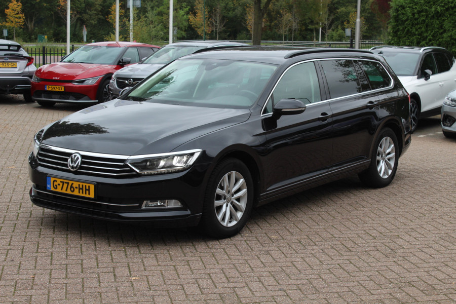 Volkswagen Passat Variant 1.4 TSI ACT Comfortline / Trekhaak / Camera / Navigatie / 17'' / Stoelverwarming / DAB / ACC