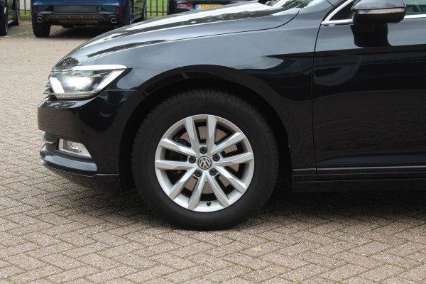Volkswagen Passat Variant 1.4 TSI ACT Comfortline / Trekhaak / Camera / Navigatie / 17'' / Stoelverwarming / DAB / ACC