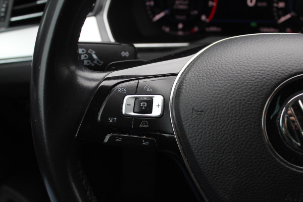 Volkswagen Passat Variant 1.4 TSI ACT Comfortline / Trekhaak / Camera / Navigatie / 17'' / Stoelverwarming / DAB / ACC