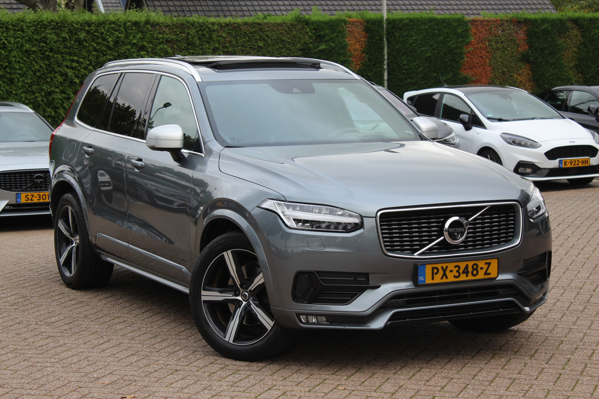Volvo XC90 2.0 D5 AWD R-Design / Trekhaak / Panoramadak / 360Camera / Head-up / Luchtvering / Keyless / 20'' / Leder&Alcantara / Navigatie / Stoel+Stuurverwarming / DAB / ACC Volvo XC90 2.0 D5 AWD R-Design / Trekhaak / Panoramadak / 360Camera / Head-up / Luchtvering / Keyless / 20'' / Leder&Alcantara / Navigatie / Stoel+Stuurverwarming / DAB / ACC