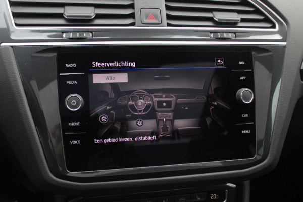 Volkswagen Tiguan 1.5 TSI ACT Highline Business 3x R-Line / Panoramadak / Camera / Leder / 20'' / Blackpack / CarPlay / DAB / Stoelverwarming / Virtual Cockpit / ACC