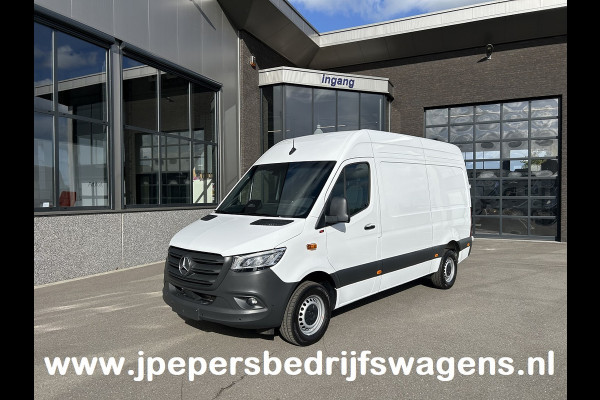 Mercedes-Benz Sprinter 317 CDI L2 H2 PRO Facelift / LED / MBUX / Navigatie / Camera / Parkeersensoren / Cruise control / Airco / 270 Graden achterdeure Mercedes-Benz Sprinter 317 CDI L2 H2 PRO Facelift / LED / MBUX / Navigatie / Camera / Parkeersensoren / Cruise control / Airco / 270 Graden achterdeure