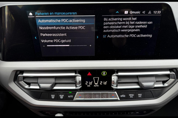 BMW 3 Serie Touring 330e Camera. M-stuur, Tr.haak, Carplay, DAB BMW 3 Serie Touring 330e Camera. M-stuur, Tr.haak, Carplay, DAB