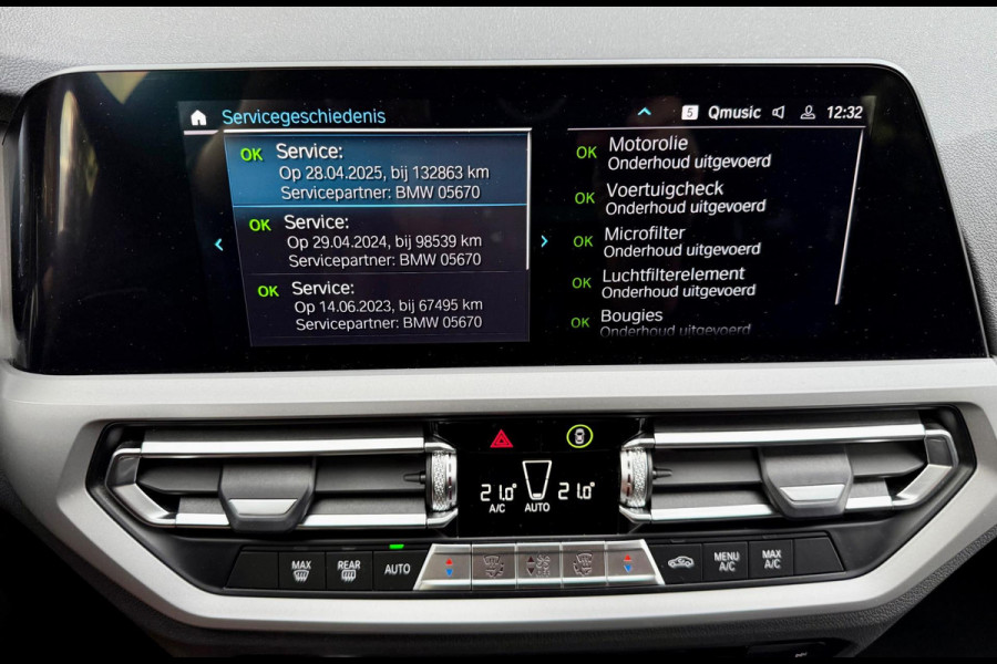 BMW 3 Serie Touring 330e Camera. M-stuur, Tr.haak, Carplay, DAB BMW 3 Serie Touring 330e Camera. M-stuur, Tr.haak, Carplay, DAB