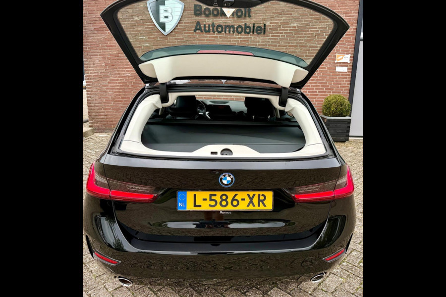 BMW 3 Serie Touring 320e Laser, Carplay, DAB, Sportstoel [BTW, NL, NAP, Dealer-onderhouden]