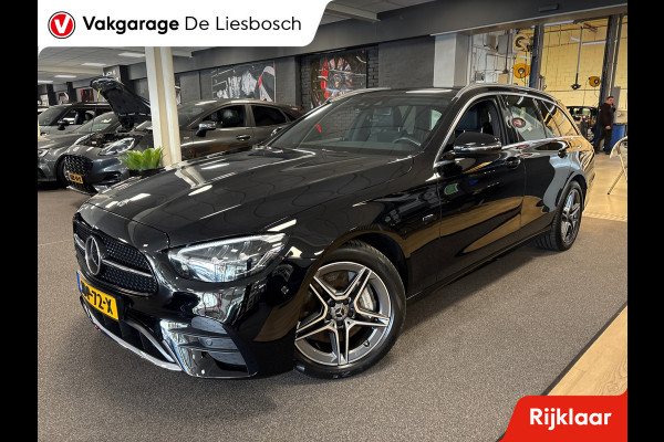 Mercedes-Benz E-Klasse Estate 300 e AMG Line/ panoramadak / wide screen / face lift / trekhaak / navi / camera