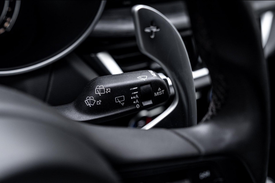 Alfa Romeo Stelvio 2.0 T AWD Q4 200 PK Aut. 1e Eig Xenon Leder Black Optic Stoelverwarming Camera 20'' Alfa Romeo Stelvio 2.0 T AWD Q4 200 PK Aut. 1e Eig Xenon Leder Black Optic Stoelverwarming Camera 20''