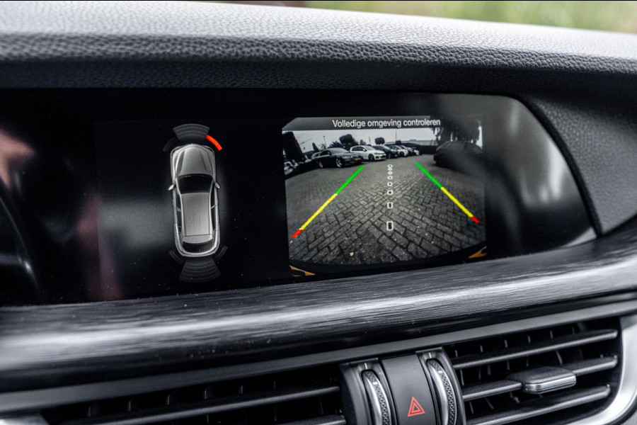 Alfa Romeo Stelvio 2.0 T AWD Q4 200 PK Aut. 1e Eig Xenon Leder Black Optic Stoelverwarming Camera 20'' Alfa Romeo Stelvio 2.0 T AWD Q4 200 PK Aut. 1e Eig Xenon Leder Black Optic Stoelverwarming Camera 20''