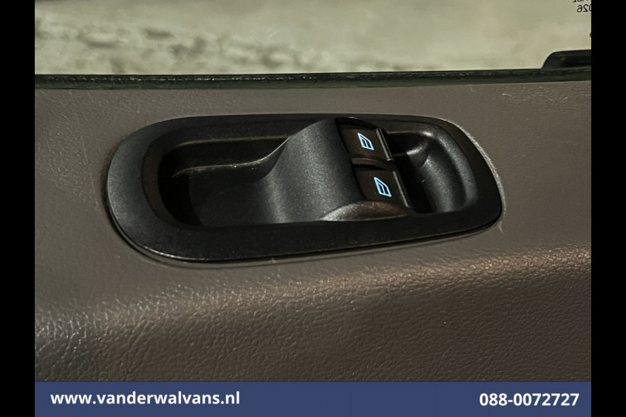 Ford Transit 2.0 TDCI 131pk L4H3 Euro6 Airco | Camera | Apple Carplay | Navigatie | Cruisecontrol | Stoelverwarming Cruisecontrol, parkeersensoren, verwarmde voorruit, bijrijdersbank, Android auto