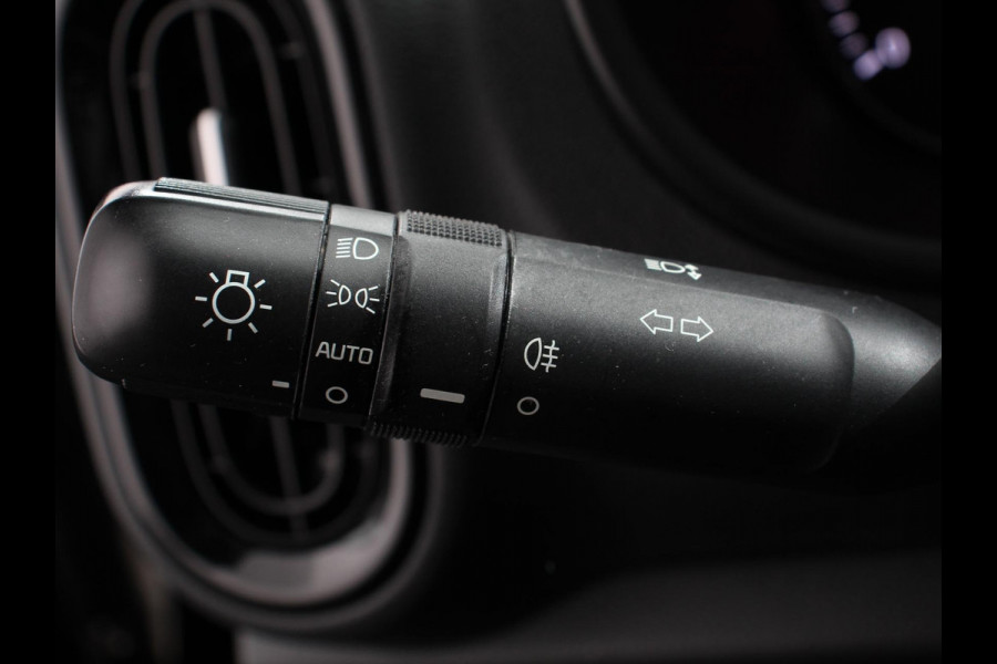 Kia Picanto 1.0 DPi Automaat DynamicLine | Navigatie | Apple Carplay/Android Auto | Airco | Camera | DAB | Lichtmetalen velgen | Bluetooth