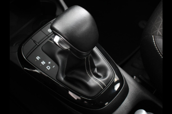 Kia Picanto 1.0 DPi Automaat DynamicLine | Navigatie | Apple Carplay/Android Auto | Airco | Camera | DAB | Lichtmetalen velgen | Bluetooth