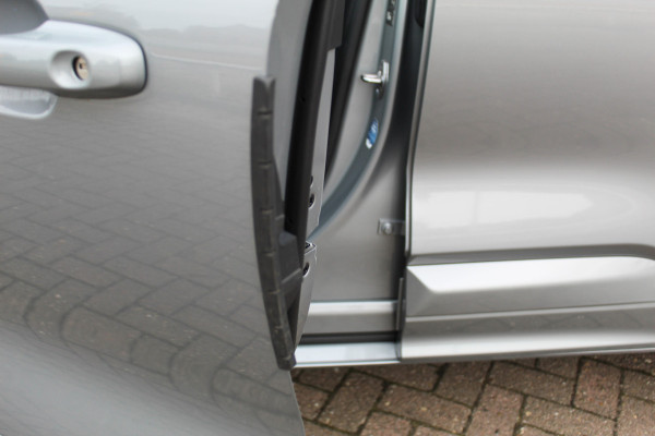 Ford Kuga 2.5 PHEV ST-Line