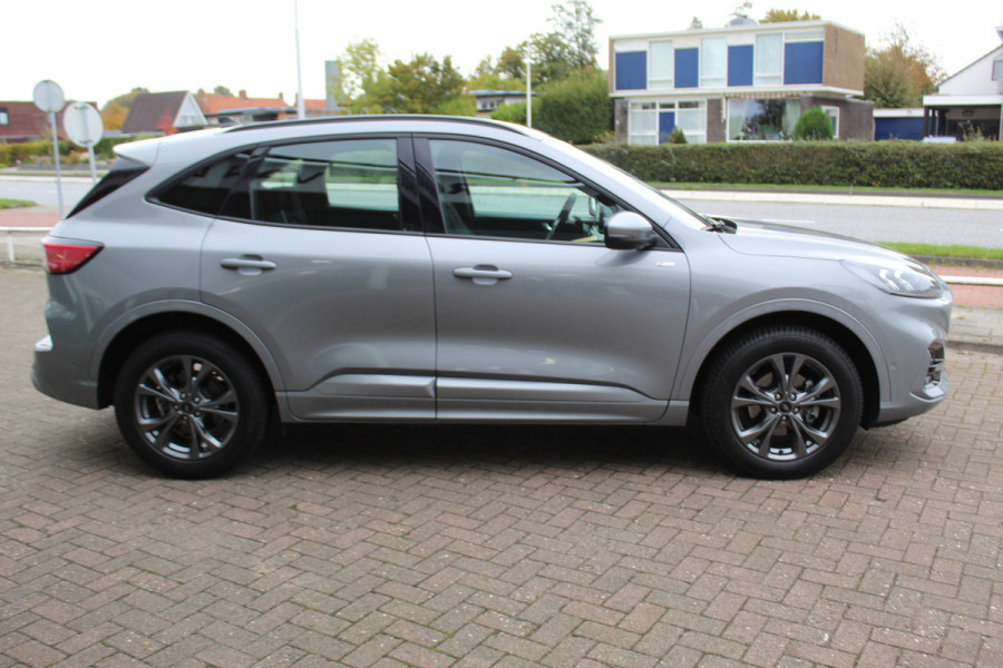 Ford Kuga 2.5 PHEV ST-Line
