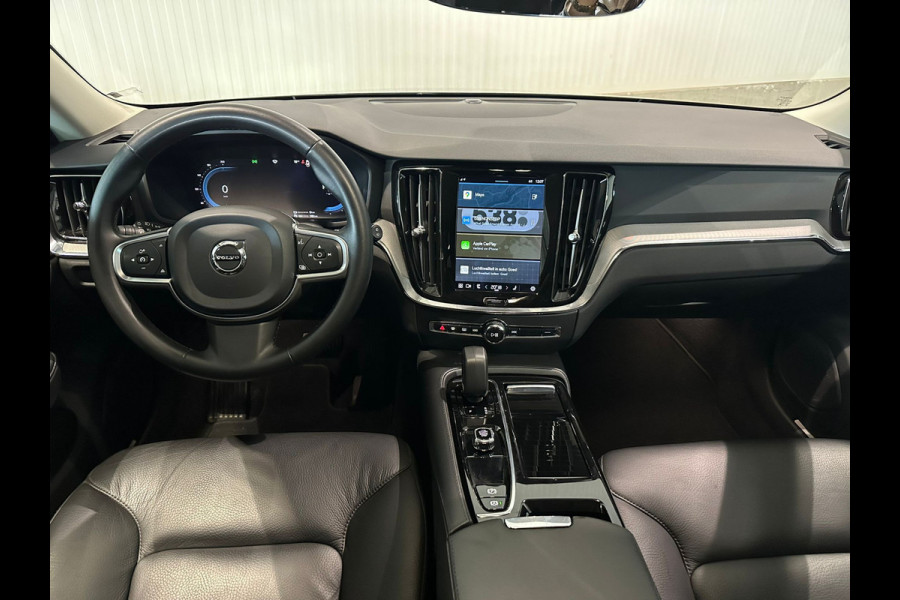 Volvo V60 T6 Aut. Plug-In Hybrid LongRange Core Bright Leder Parkeercamera 350pk Volvo V60 T6 Aut. Plug-In Hybrid LongRange Core Bright Leder Parkeercamera 350pk