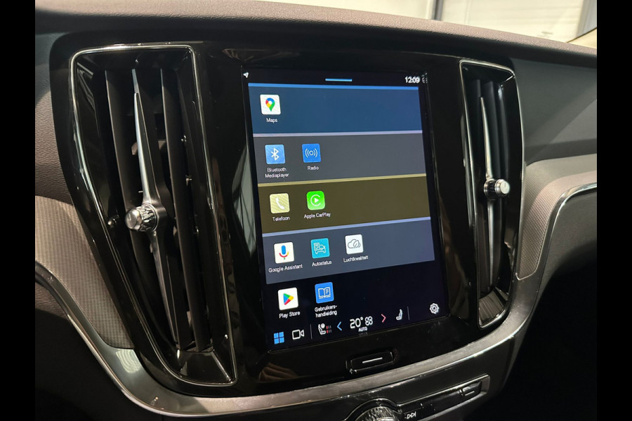 Volvo V60 T6 Aut. Plug-In Hybrid LongRange Core Bright Leder Parkeercamera 350pk Volvo V60 T6 Aut. Plug-In Hybrid LongRange Core Bright Leder Parkeercamera 350pk