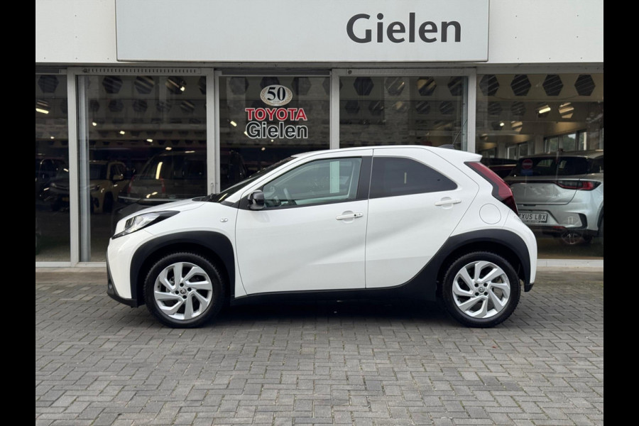 Toyota Aygo X 1.0 VVT-i MT First Plus | Lichtmetalen velgen, Climate control, Stoelverwarming, Keyless, Apple CarPlay/Android auto