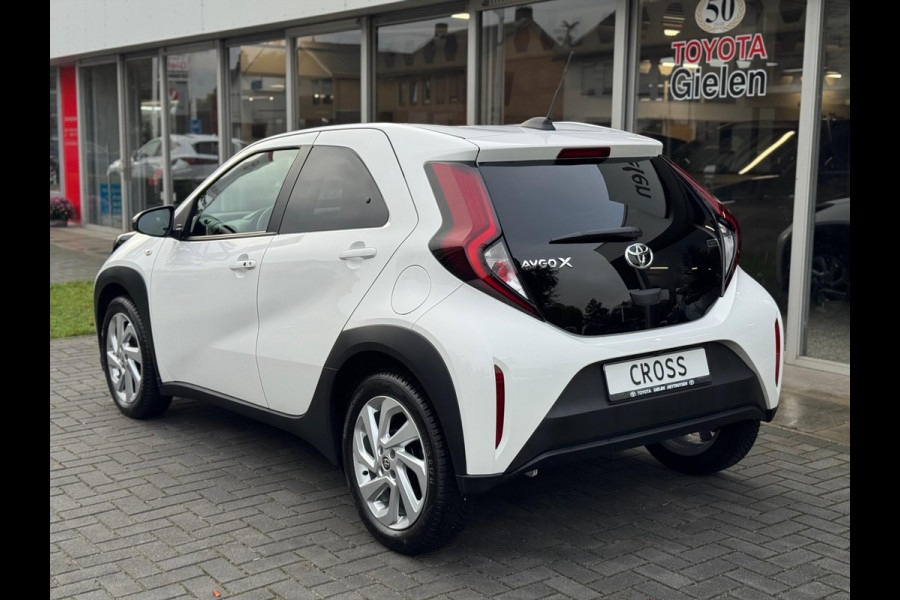 Toyota Aygo X 1.0 VVT-i MT First Plus | Lichtmetalen velgen, Climate control, Stoelverwarming, Keyless, Apple CarPlay/Android auto