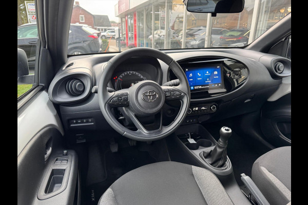 Toyota Aygo X 1.0 VVT-i MT First Plus | Lichtmetalen velgen, Climate control, Stoelverwarming, Keyless, Apple CarPlay/Android auto