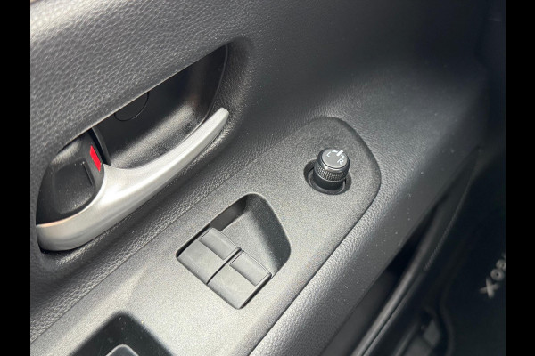 Toyota Aygo X 1.0 VVT-i MT First Plus | Lichtmetalen velgen, Climate control, Stoelverwarming, Keyless, Apple CarPlay/Android auto