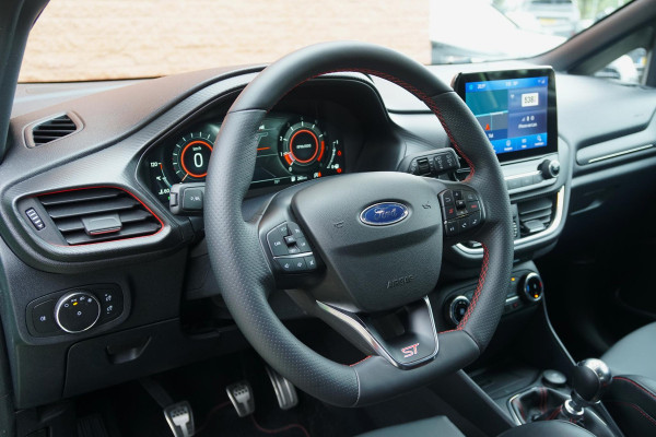 Ford Fiesta 1.5 Ecoboost ST-X PERFORMANCE + SCHAALSTOELEN / CAMERA / B&O