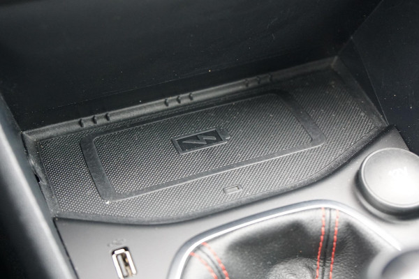 Ford Fiesta 1.5 Ecoboost ST-X PERFORMANCE + SCHAALSTOELEN / CAMERA / B&O