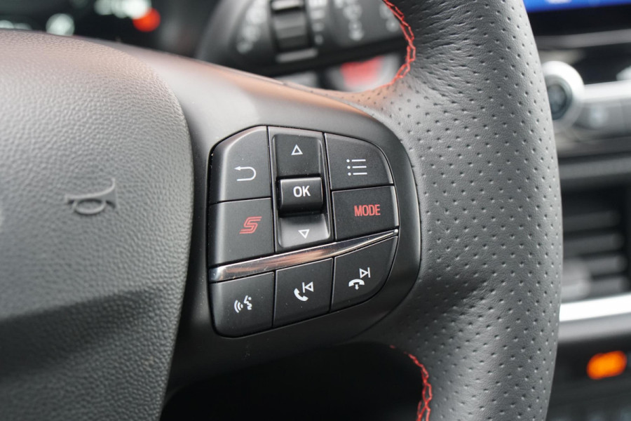 Ford Fiesta 1.5 Ecoboost ST-X PERFORMANCE + SCHAALSTOELEN / CAMERA / B&O