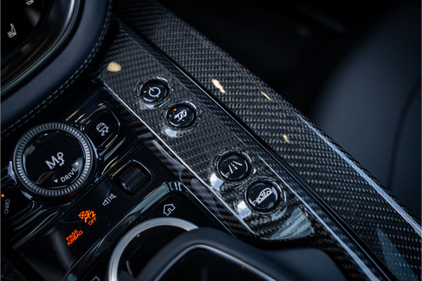 Aston Martin Dbx 4.0 V8 707 - Panoramadak | Keramisch | 23'inch | Elektr. Trekhaak