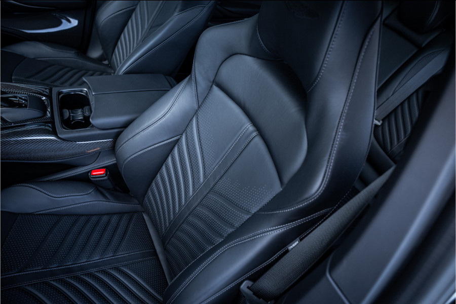 Aston Martin Dbx 4.0 V8 707 - Panoramadak | Keramisch | 23'inch | Elektr. Trekhaak