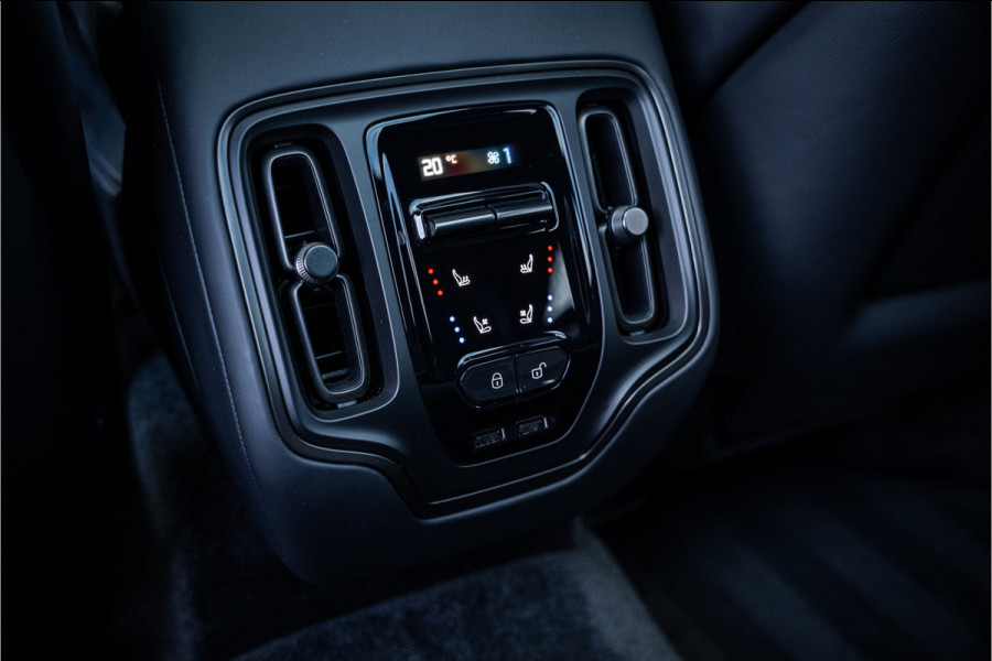 Aston Martin Dbx 4.0 V8 707 - Panoramadak | Keramisch | 23'inch | Elektr. Trekhaak