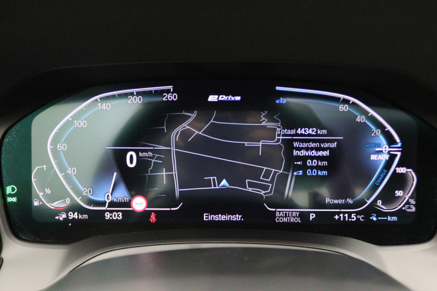 BMW 3-serie 320e Business Edition Plus M Sport Laser LED, Leer, Schuif-/kanteldak, Apple Carplay, Trekhaak elektr., 19" BMW 3-serie 320e Business Edition Plus M Sport Laser LED, Leer, Schuif-/kanteldak, Apple Carplay, Trekhaak elektr., 19"