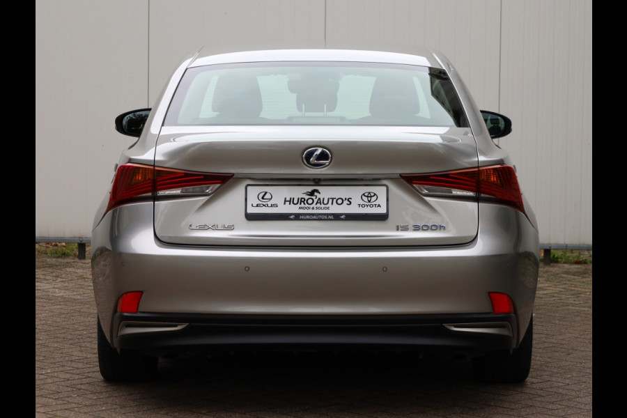 Lexus IS 300h Hybrid Business Line | Safety Pack | Leder | Stoelverwarmin Lexus IS 300h Hybrid Business Line | Safety Pack | Leder | Stoelverwarmin
