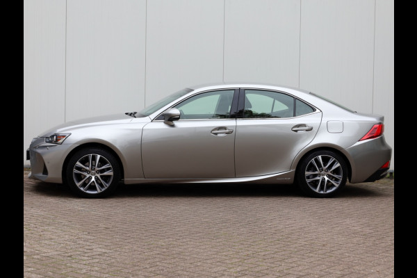 Lexus IS 300h Hybrid Business Line | Safety Pack | Leder | Stoelverwarmin Lexus IS 300h Hybrid Business Line | Safety Pack | Leder | Stoelverwarmin