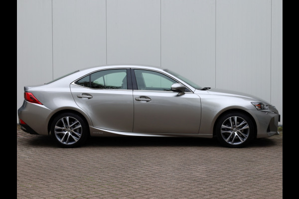 Lexus IS 300h Hybrid Business Line | Safety Pack | Leder | Stoelverwarmin Lexus IS 300h Hybrid Business Line | Safety Pack | Leder | Stoelverwarmin
