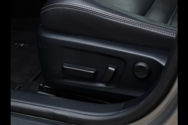 Lexus IS 300h Hybrid Business Line | Safety Pack | Leder | Stoelverwarmin Lexus IS 300h Hybrid Business Line | Safety Pack | Leder | Stoelverwarmin