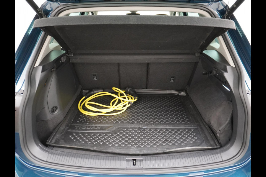 Volkswagen Tiguan 1.4 TSI eHybrid ELEGANCE| PANO | CAMERA |
