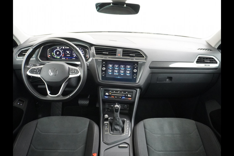 Volkswagen Tiguan 1.4 TSI eHybrid ELEGANCE| PANO | CAMERA |