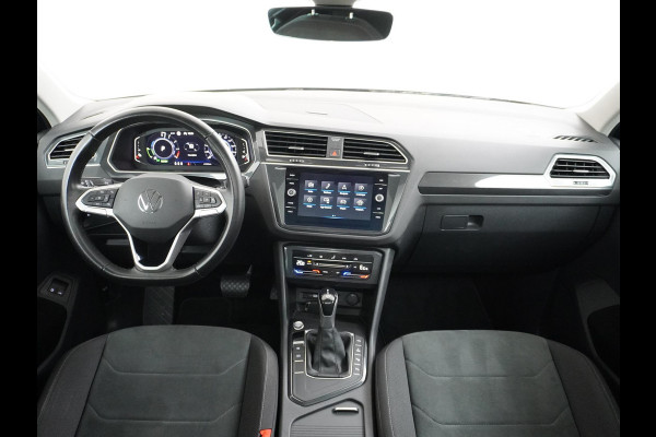 Volkswagen Tiguan 1.4 TSI eHybrid ELEGANCE| PANO | CAMERA |