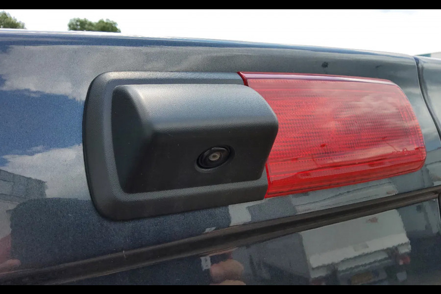 Renault Trafic 150 PK AUTOMAAT L2H1 DUBBELE CABINE - EURO 6 - GRIJS COMETE METALLIC - V-58-JPX - BPM VRIJ!