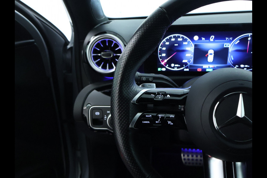 Mercedes-Benz A-Klasse 250 e Star Edition AMG Line AMG Line | Sfeerverlichting  |Achteruitrijcamera |  Smartphone-integratie | Inclusief 24 maanden MB Certified garantie voor Europa.