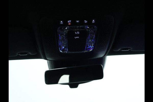 Mercedes-Benz A-Klasse 250 e Star Edition AMG Line AMG Line | Sfeerverlichting  |Achteruitrijcamera |  Smartphone-integratie | Inclusief 24 maanden MB Certified garantie voor Europa.