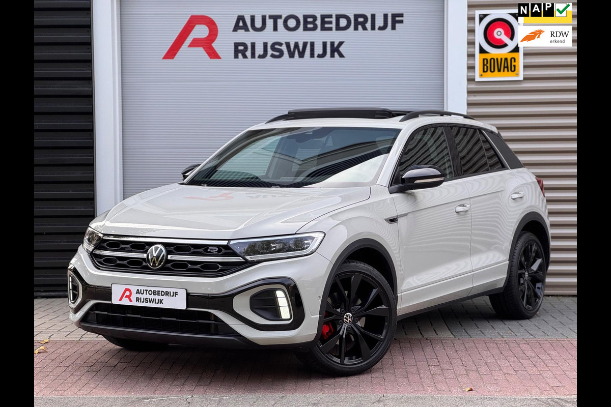 Volkswagen T-Roc 1.5 TSI R-Line Pano/IQ.Light/Massage/Camera/Blindspot