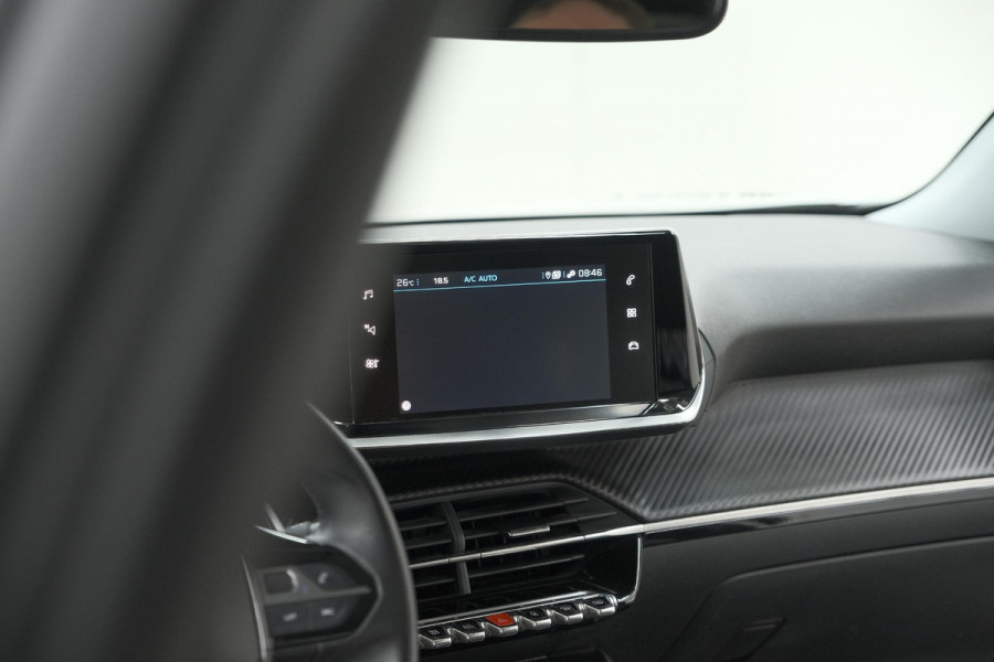 Peugeot 2008 PureTech 130 EAT8 Allure | Parkeersensoren | Navigatie | Apple Carplay | Climate Control